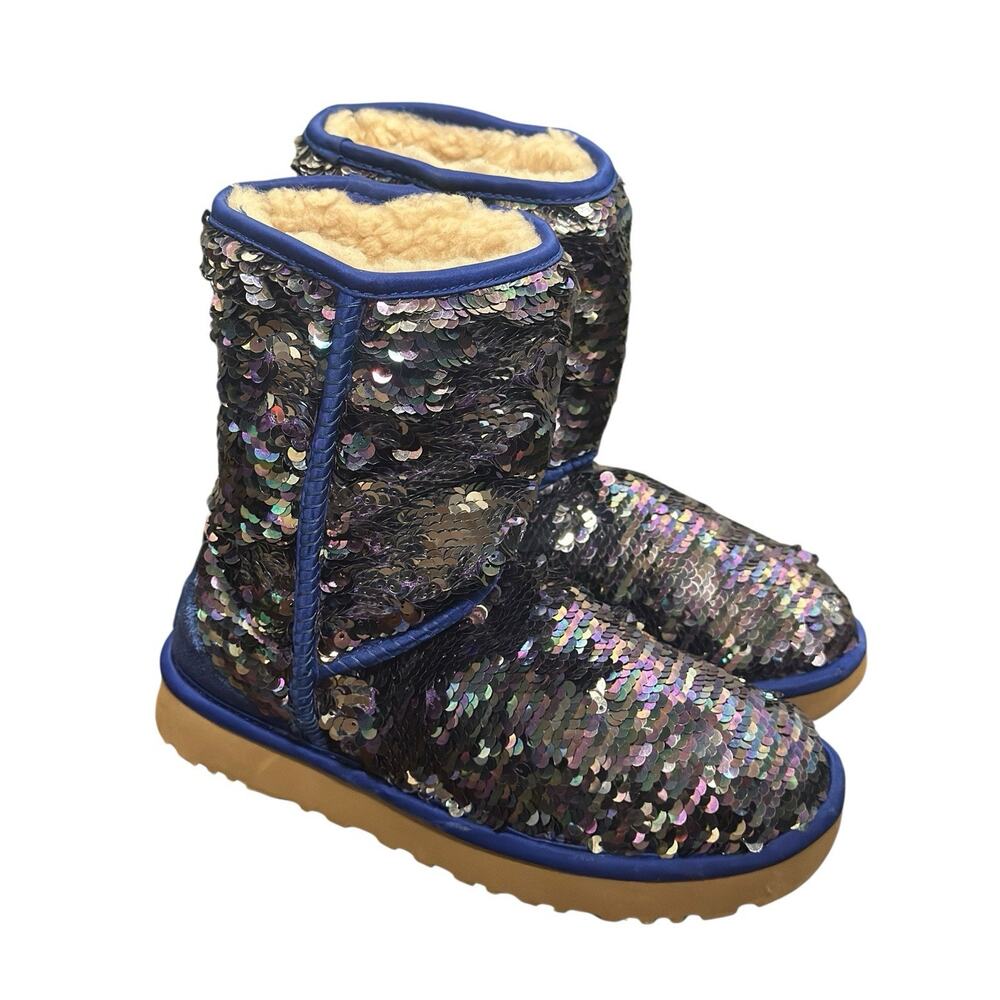 UGG Australia Classic Sheepskin Navy Tonal Sparkly Flip Sequin Short Boots Sz 6 - Picture 2 of 10
